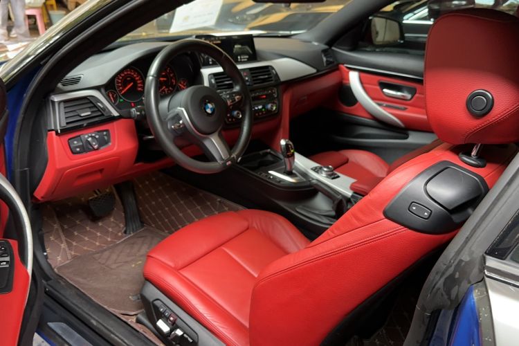 Used BMW 4 Series 2016 420i Design Package Model Interior 2