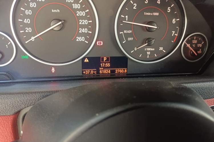 Used BMW 4 Series  Odometer Close Up