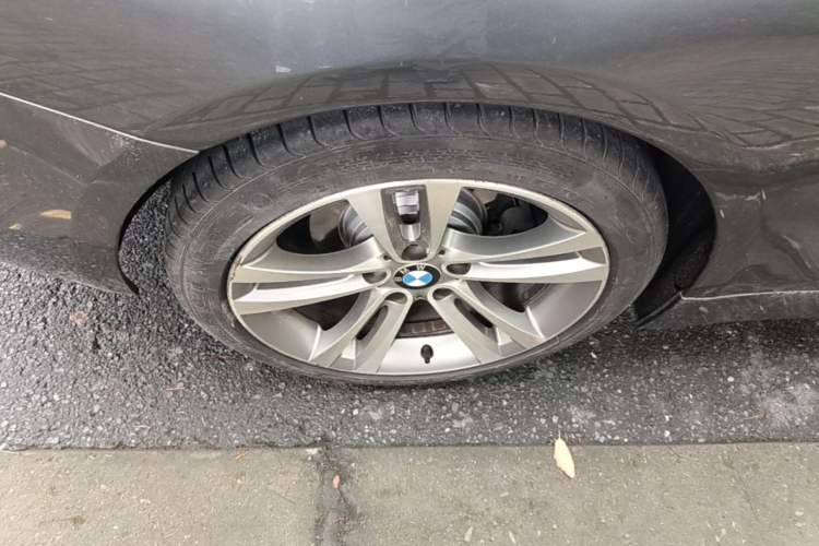 Used BMW 4 Series 2016 420i Design Package Model Right Rear Wheel Hub