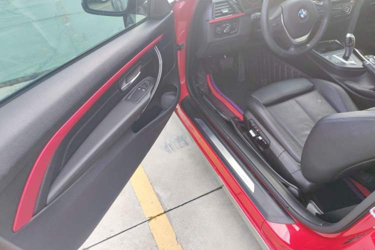 Used BMW 4 Series 2016 420i Fashion Model Interior 3
