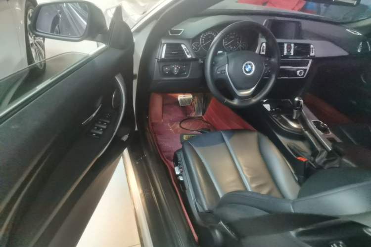 Used BMW 4 Series 2016 420i Convertible Fashion Model Driver Seat