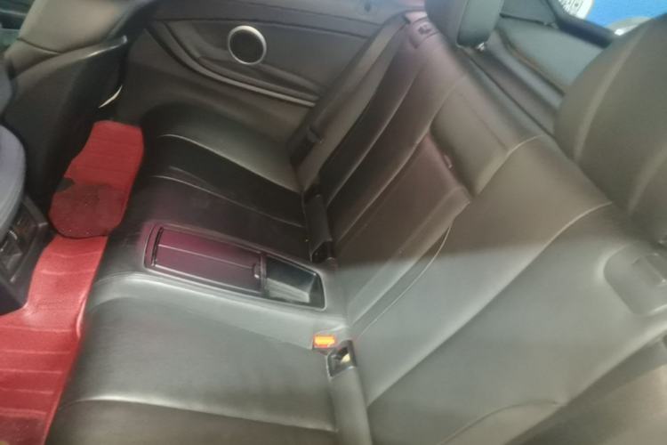 Used BMW 4 Series 2016 420i Convertible Fashion Model Left Rear Seat