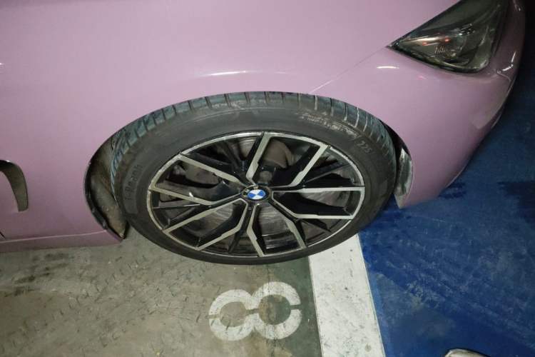 Used BMW 4 Series 2016 420i Convertible Design Package Edition Right Front Wheel Hub
