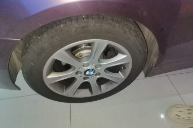 Used BMW 4 Series 2016 420i Convertible Fashion Model Right Rear Wheel Hub