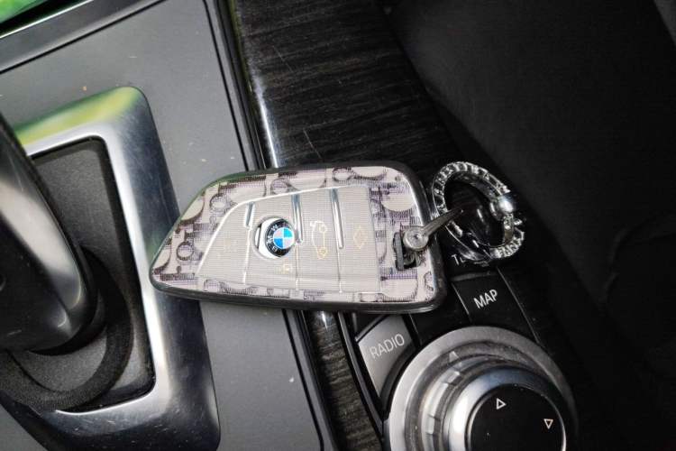 Used BMW 4 Series 2016 420i Convertible Design Package Edition Vehicle Key