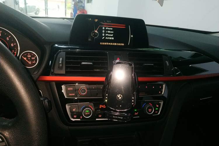 Used BMW 4 Series 2016 420i Fashion Model Audio And AC Panel