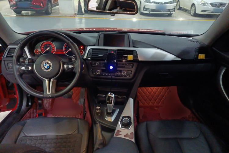 Used BMW 4 Series 2016 420i Fashion Model Center Console