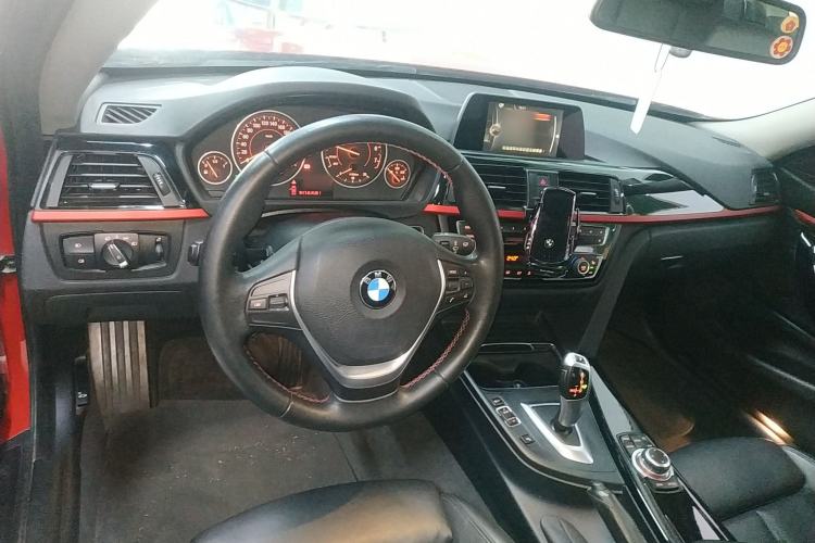 Used BMW 4 Series 2016 420i Fashion Model Center Console