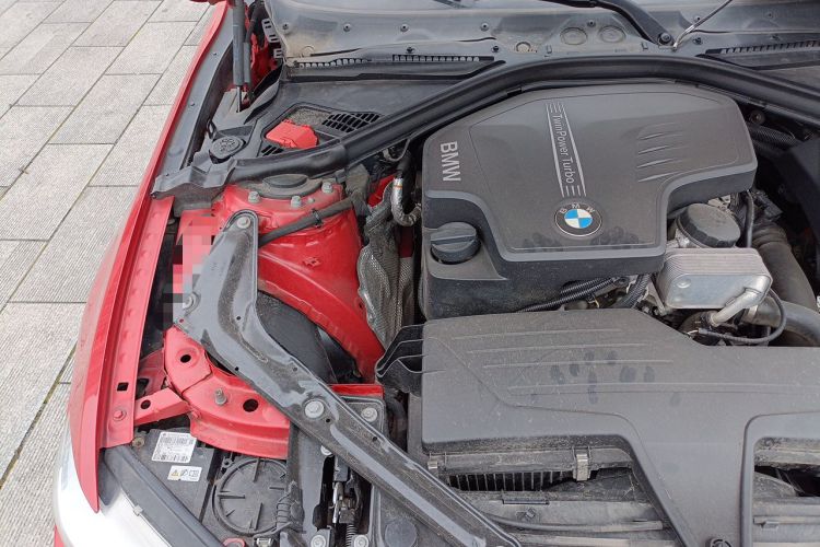 Used BMW 4 Series 2016 420i Convertible Fashion Model Engine Bay Right