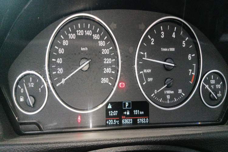 Used BMW 4 Series 2016 420i Convertible Fashion Model Instrument Cluster