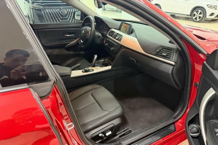 Used BMW 4 Series 2016 420i Gran Coupe Active Edition Interior 2