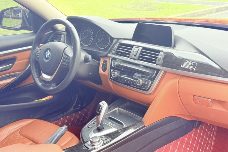 Used BMW 4 Series 2016 420i Design Package Model Interior 2