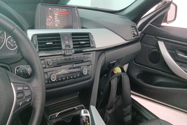 Used BMW 4 Series 2016 420i Convertible Fashion Model Interior 2