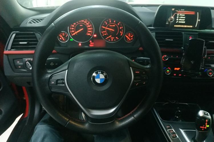 Used BMW 4 Series 2016 420i Fashion Model Steering Wheel