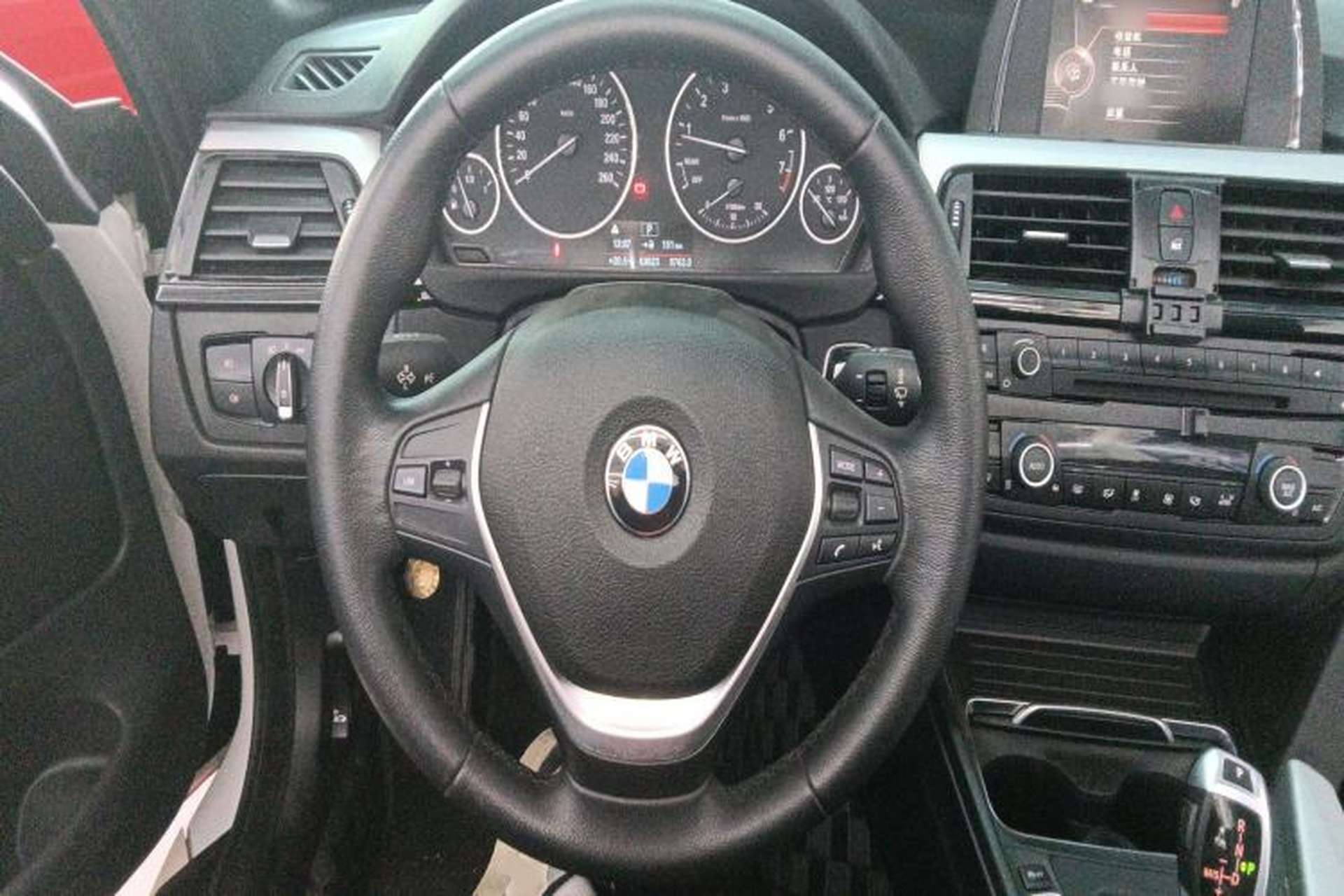 Used BMW 4 Series 2016 420i Convertible Fashion Model Steering Wheel