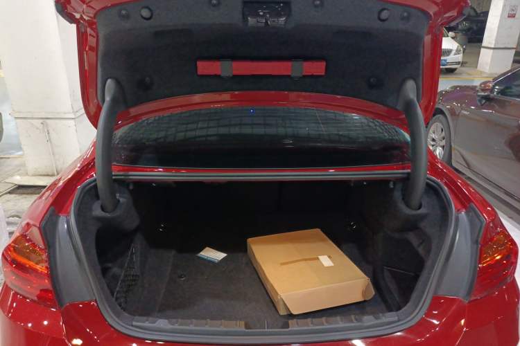 Used BMW 4 Series 2016 420i Fashion Model Trunk