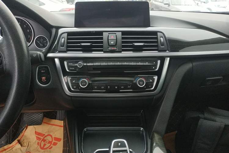 Used BMW 4 Series 2016 430i Design Package Model Audio And AC Panel