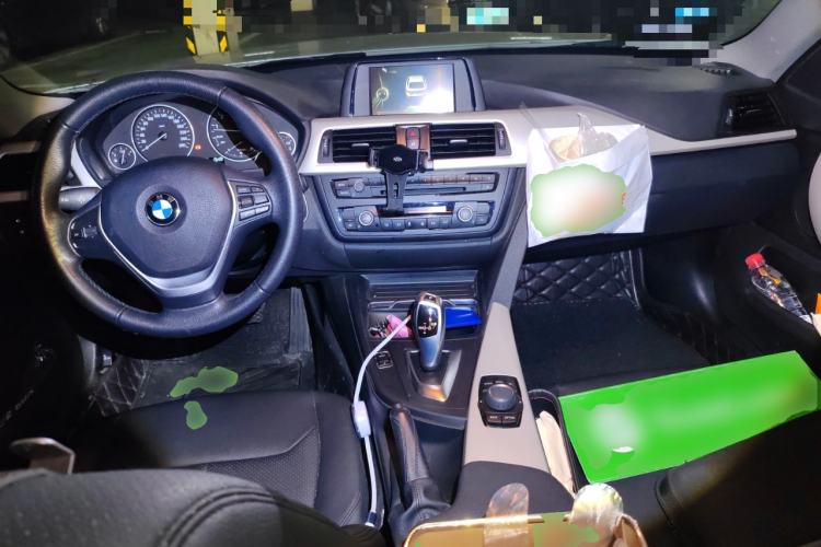 Used BMW 4 Series 2016 420i Gran Coupe Active Edition Center Console