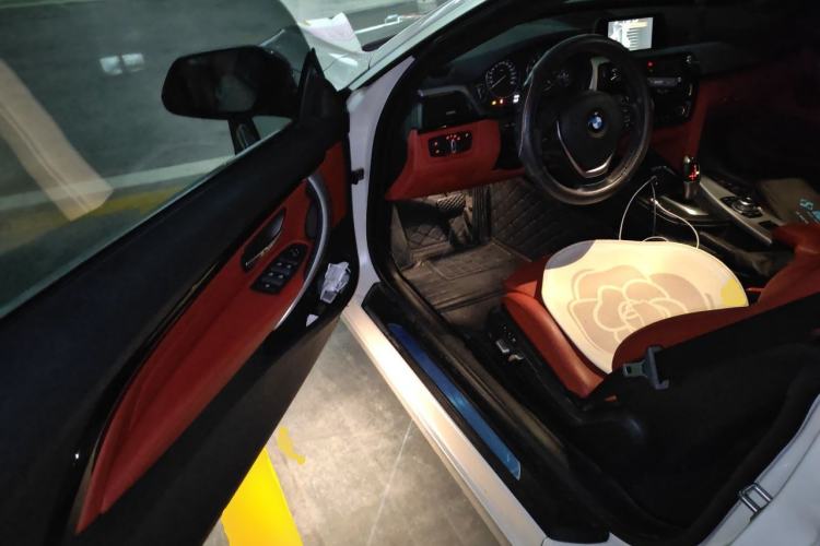 Used BMW 4 Series 2016 420i Convertible Design Package Edition Driver Seat