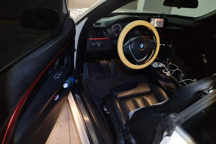 Used BMW 4 Series 2016 420i Convertible Design Package Edition Driver Seat