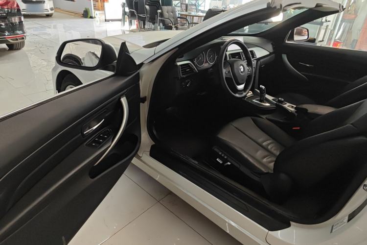 Used BMW 4 Series 2016 420i Convertible Fashion Model Driver Seat