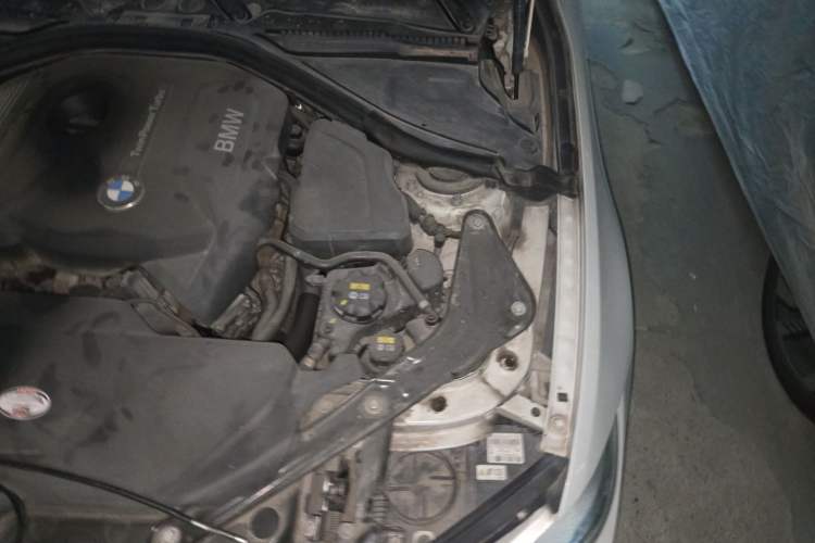 Used BMW 4 Series  Engine Bay Left