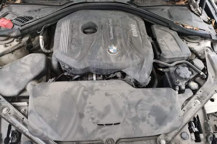 Used BMW 4 Series 2016 420i Convertible Design Package Edition Engine Bay
