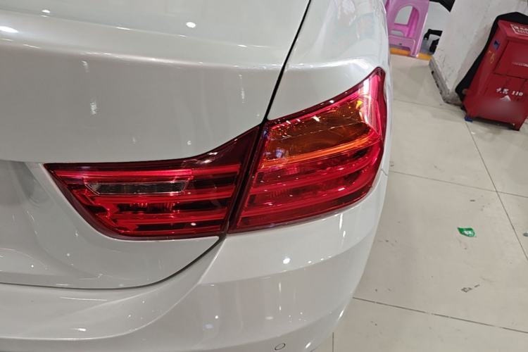 Used BMW 4 Series 2016 420i Design Package Model Exterior 3