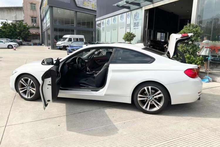 Used BMW 4 Series 2016 430i Design Package Model Exterior 3