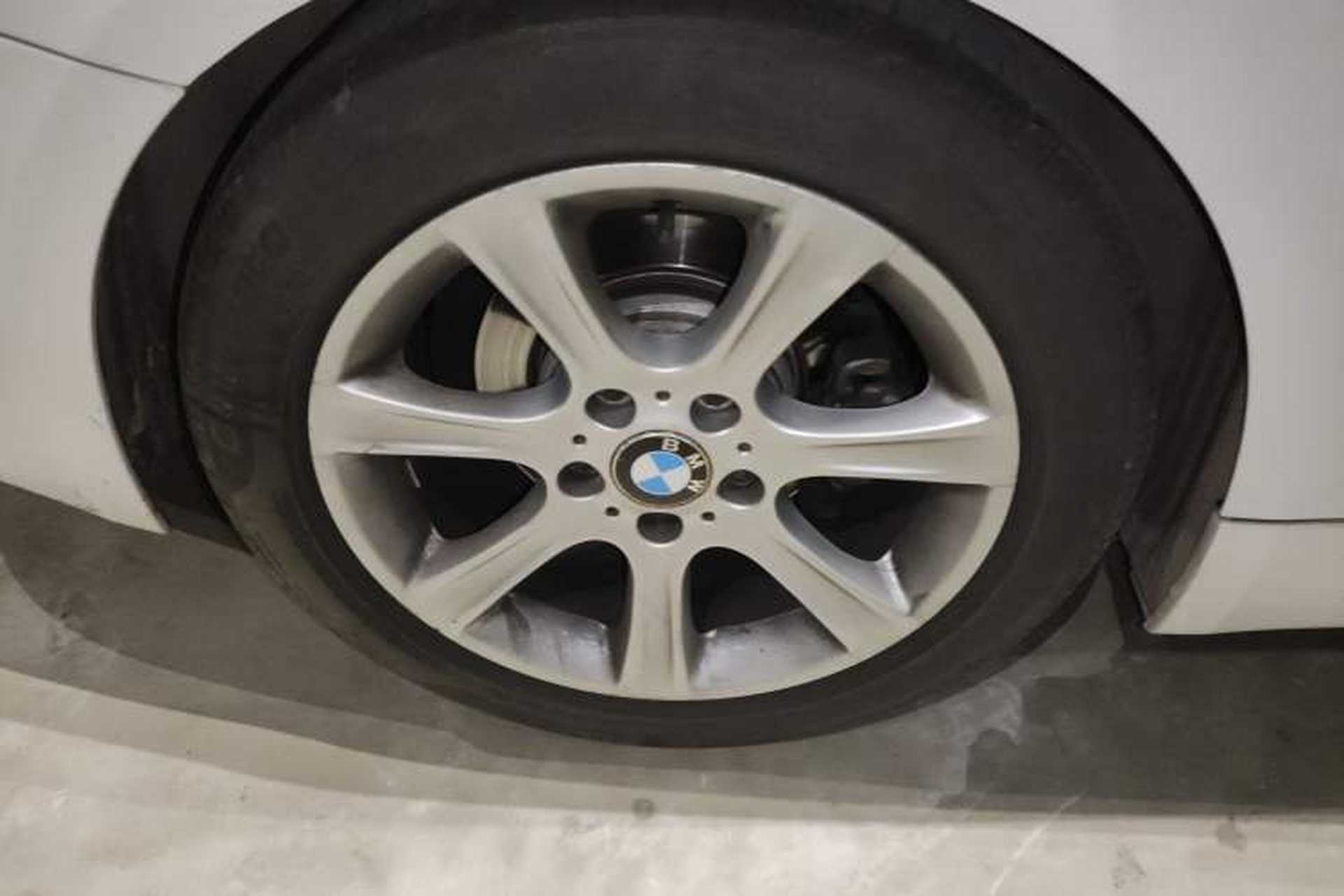 Used BMW 4 Series 2016 420i Convertible Fashion Model Exterior 3