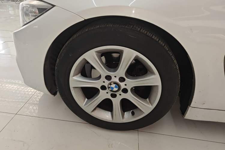 Used BMW 4 Series 2016 420i Convertible Fashion Model Exterior 4