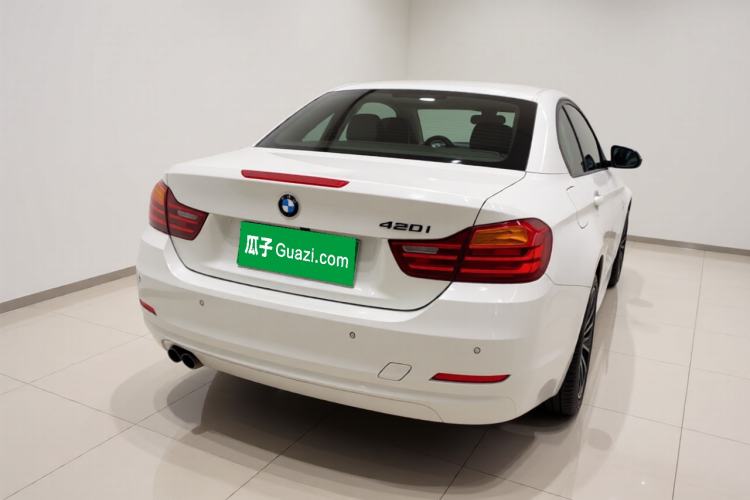 Used BMW 4 Series 2016 420i Convertible Fashion Model Exterior 5