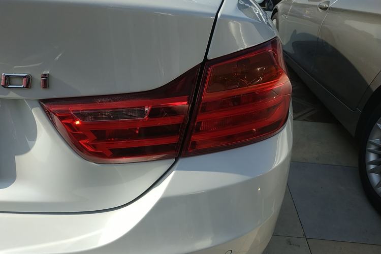 Used BMW 4 Series 2016 430i Design Package Model Exterior 6