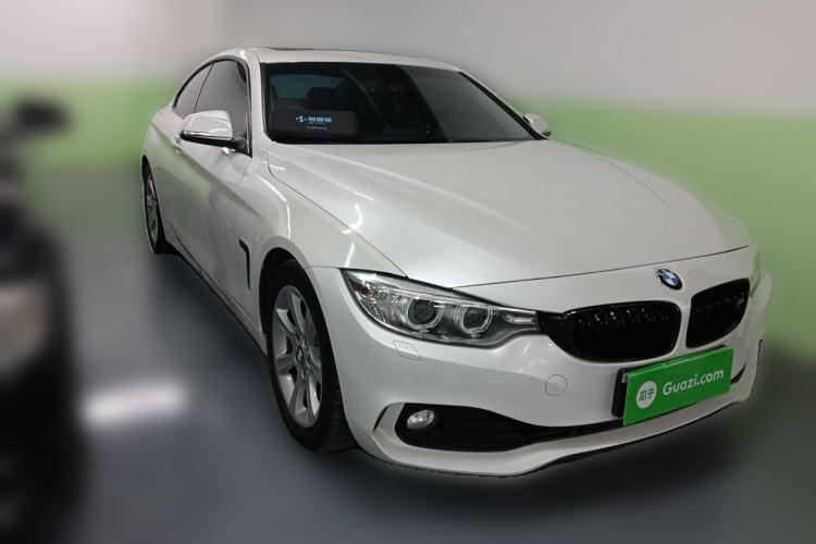 Used BMW 4 Series 2016 420i Fashion Model Front Right 45 Deg