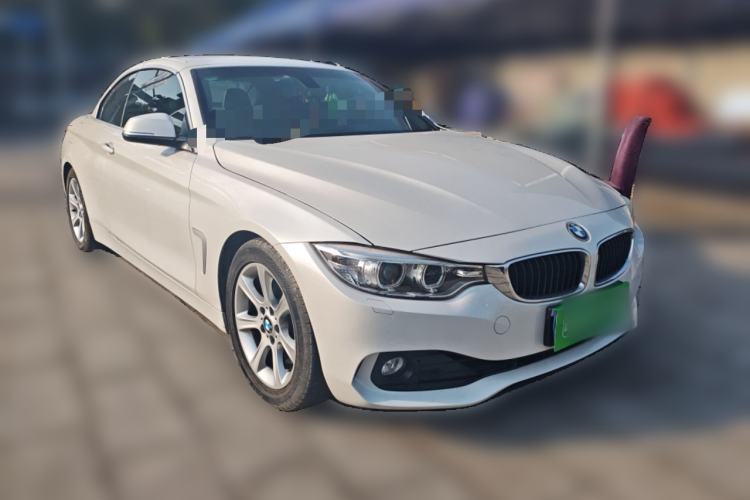 Used BMW 4 Series 2016 420i Convertible Fashion Model Front Right 45 Deg