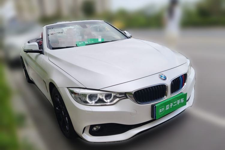 Used BMW 4 Series 2016 420i Convertible Fashion Model Front Right 45 Deg