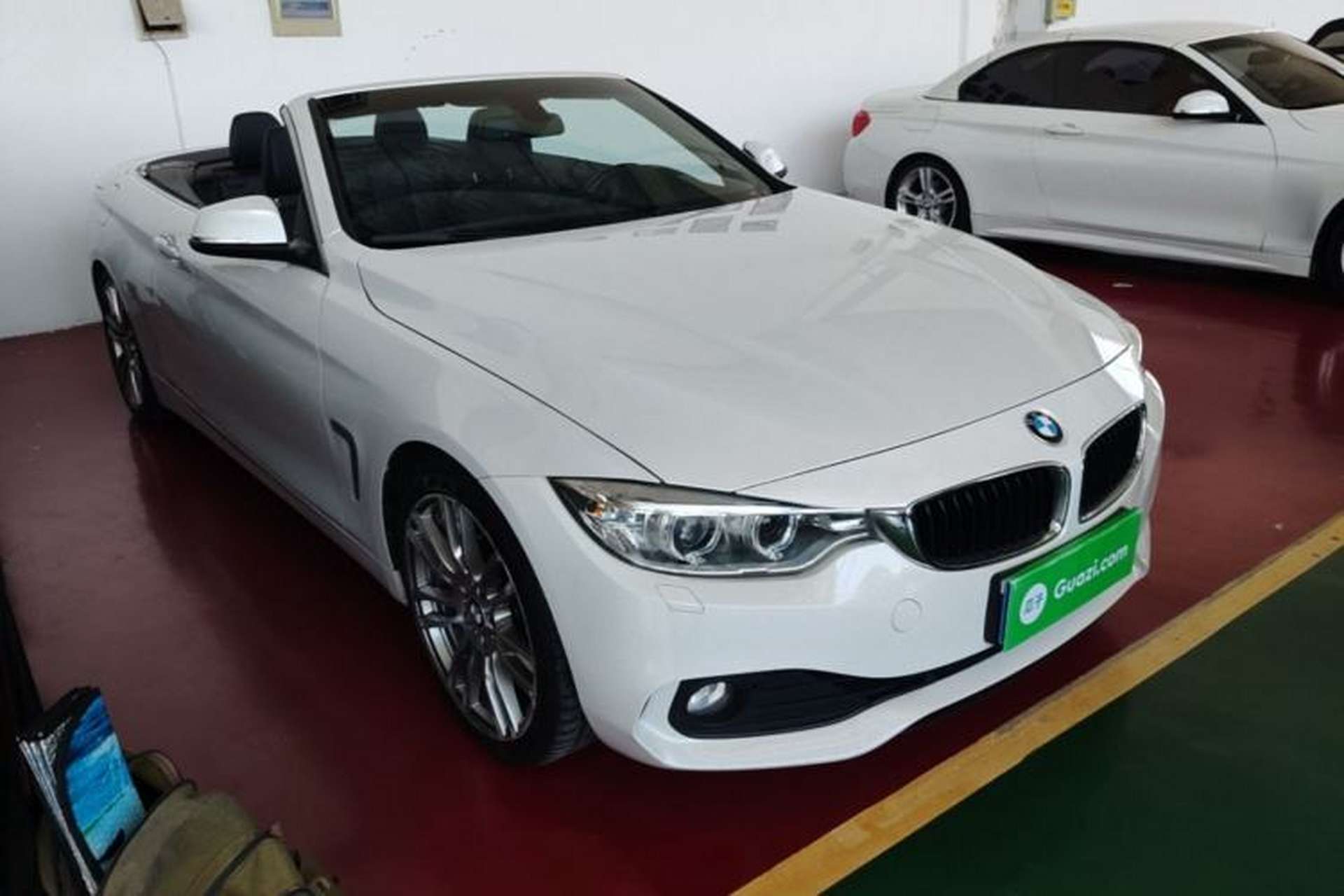 Used BMW 4 Series 2016 420i Convertible Fashion Model Front Right 45 Deg