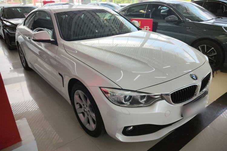 Used BMW 4 Series 2016 420i Fashion Model Front Right 45 Deg