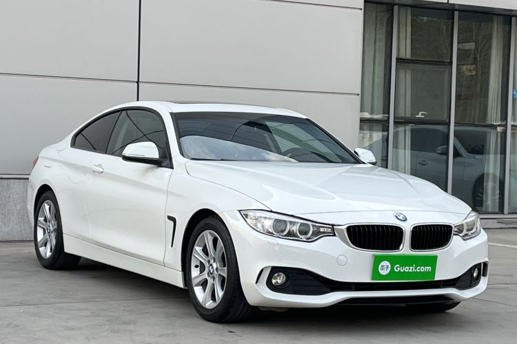 Used BMW 4 Series 2016 420i Fashion Model Front Right 45 Deg