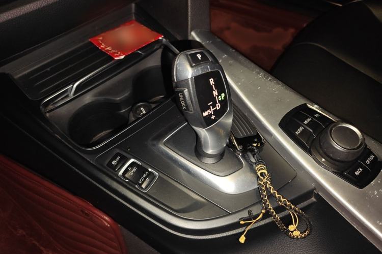 Used BMW 4 Series 2016 420i Convertible Fashion Model Gear Lever