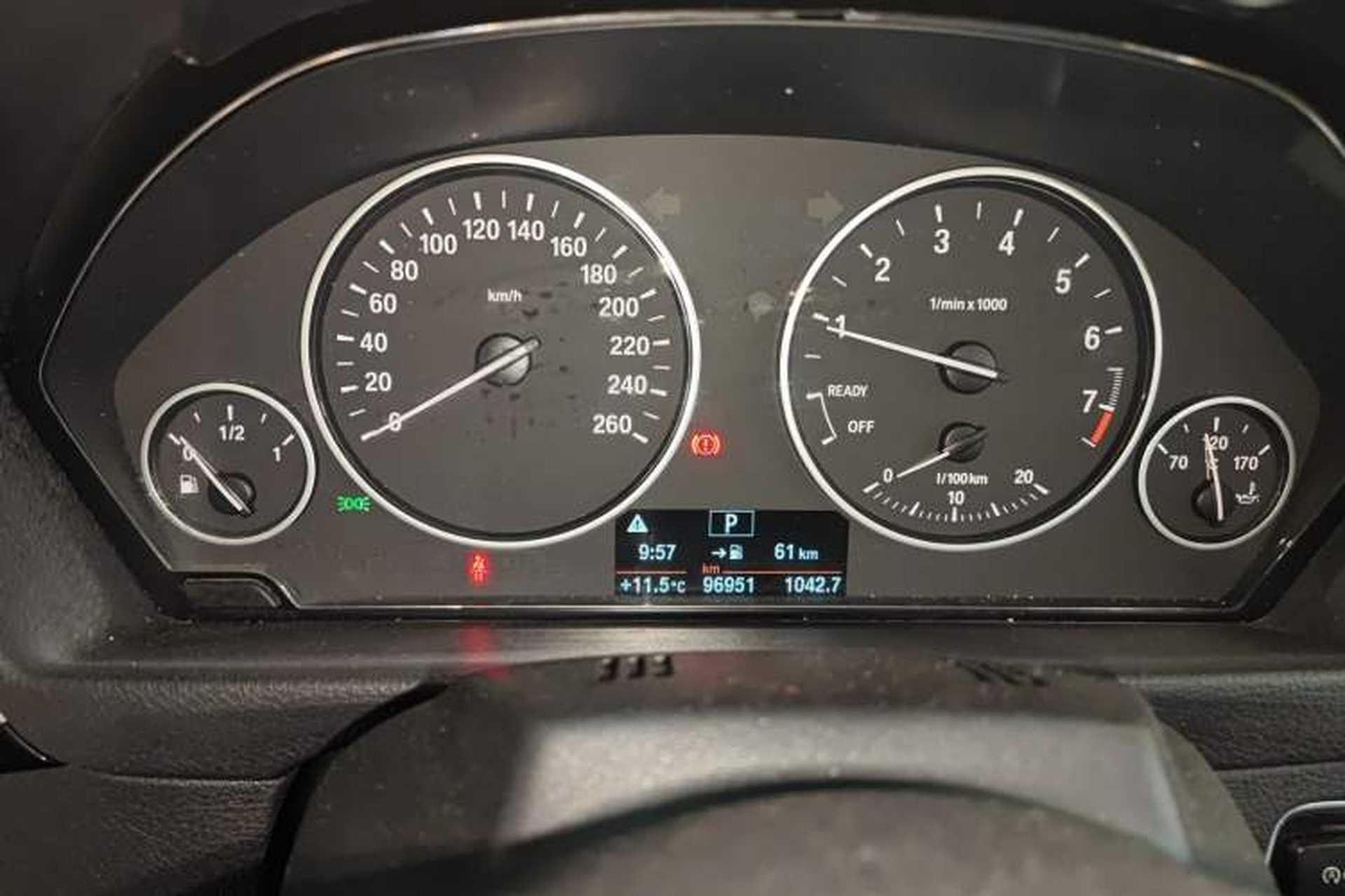 Used BMW 4 Series 2016 420i Convertible Fashion Model Instrument Cluster