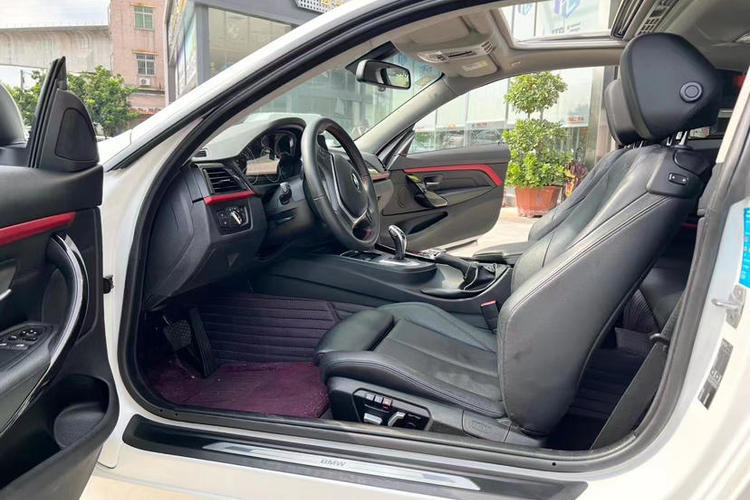 Used BMW 4 Series 2016 430i Design Package Model Interior 1