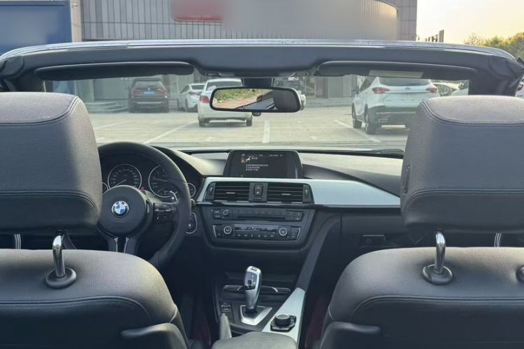Used BMW 4 Series 2016 420i Convertible Fashion Model Interior 4