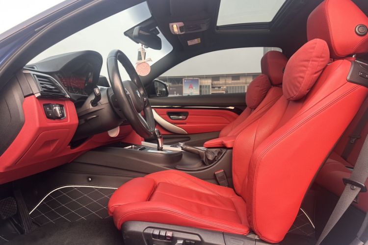 Used BMW 4 Series 2016 420i Design Package Model Interior 4