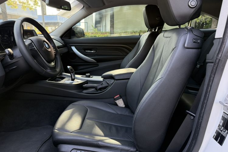 Used BMW 4 Series 2016 420i Fashion Model Interior 6