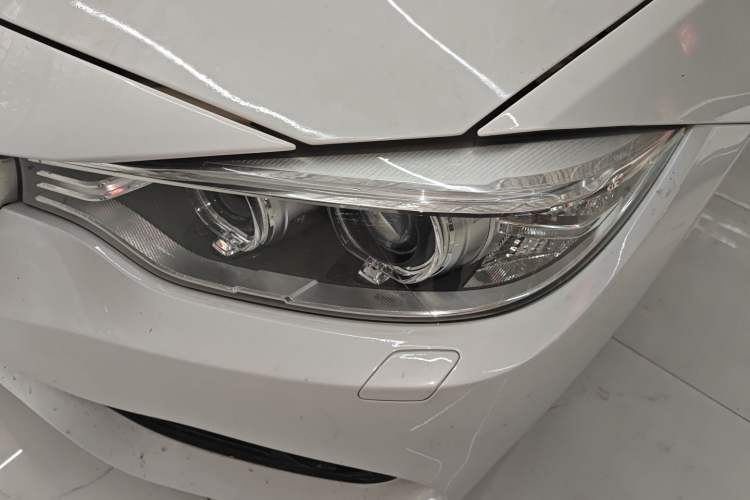 Used BMW 4 Series 2016 420i Convertible Fashion Model Left Front Headlight