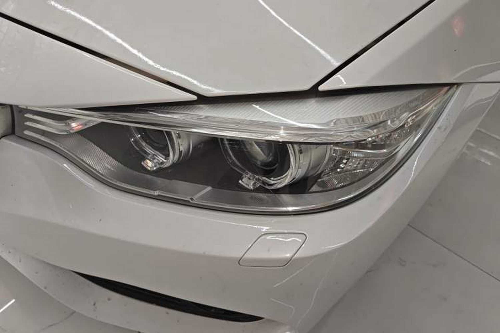 Used BMW 4 Series 2016 420i Convertible Fashion Model Left Front Headlight