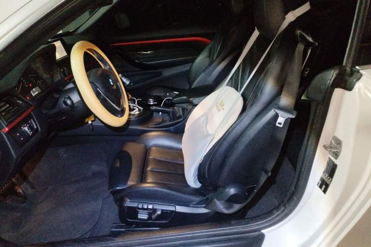 Used BMW 4 Series 2016 420i Convertible Design Package Edition Left Front Seat