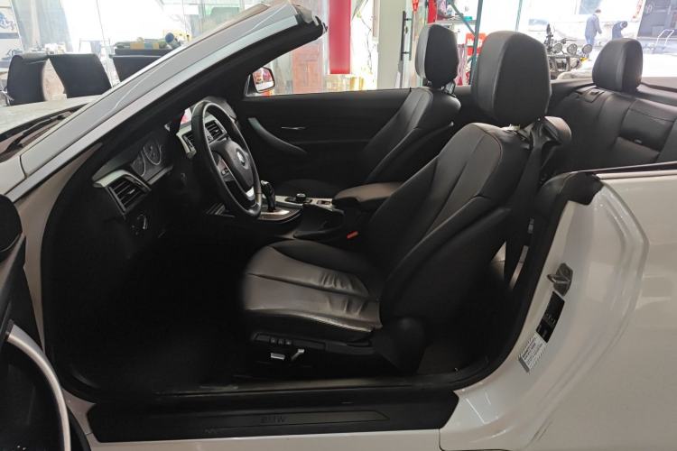 Used BMW 4 Series 2016 420i Convertible Fashion Model Left Front Seat