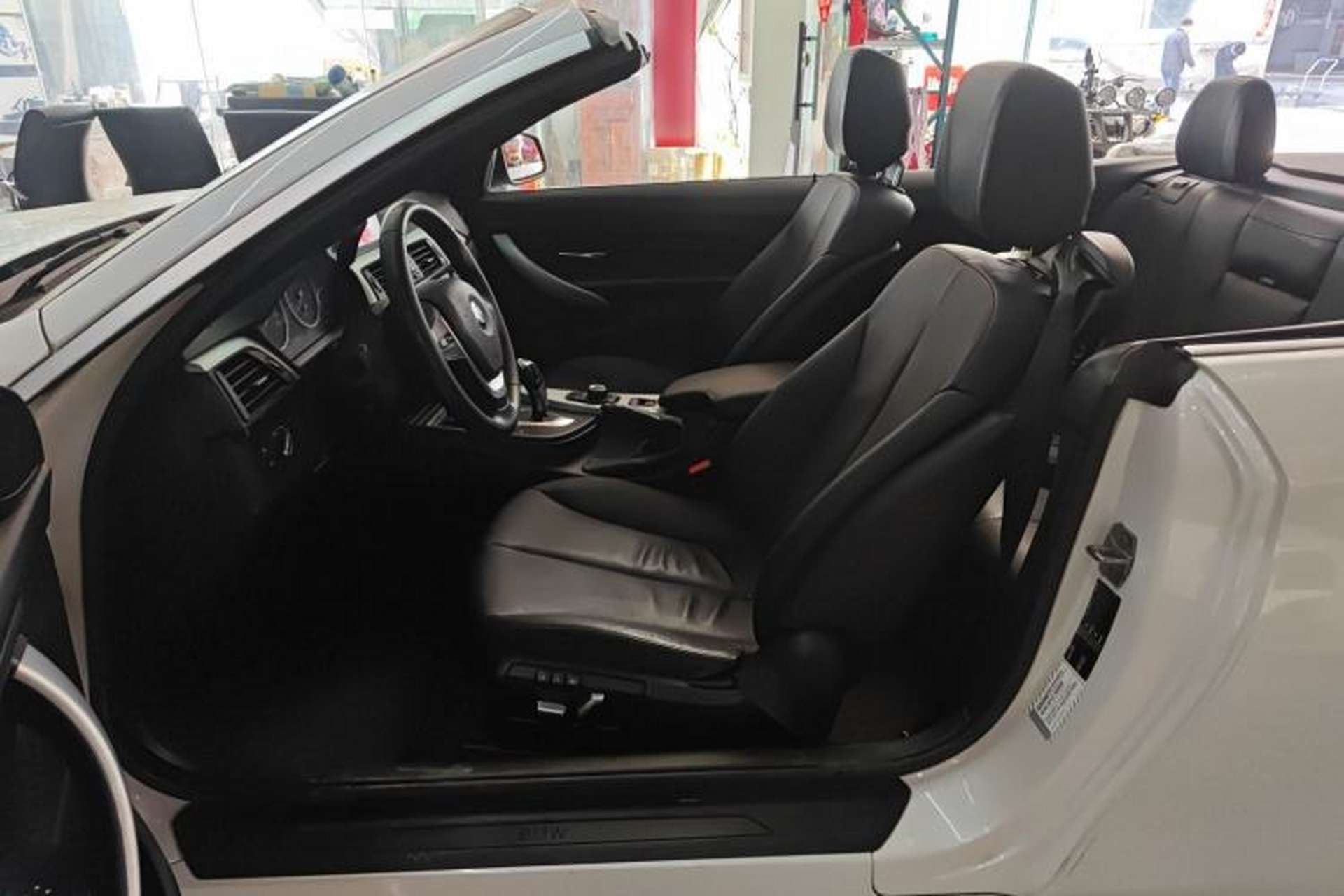 Used BMW 4 Series 2016 420i Convertible Fashion Model Left Front Seat
